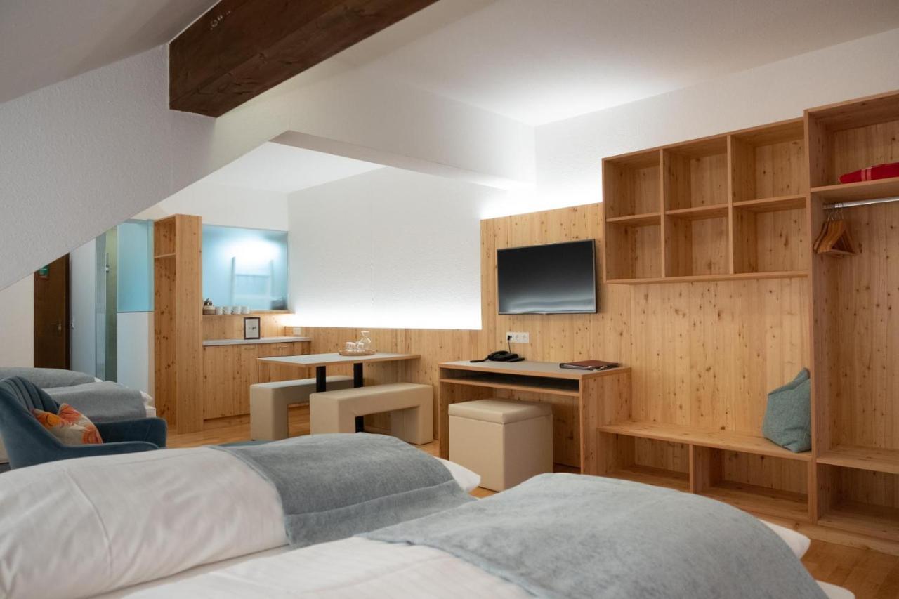 Santner, Hotel オイゲンドルフ エクステリア 写真