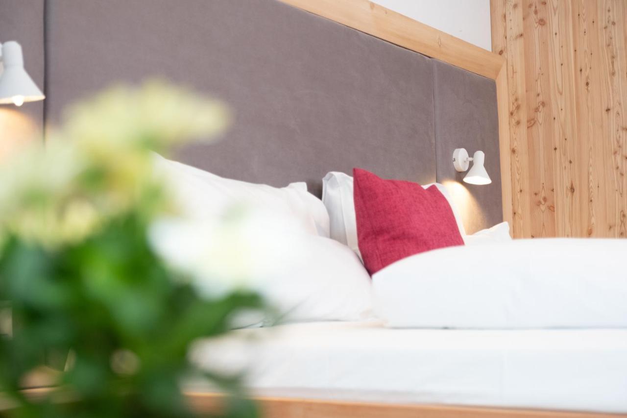 Santner, Hotel オイゲンドルフ エクステリア 写真