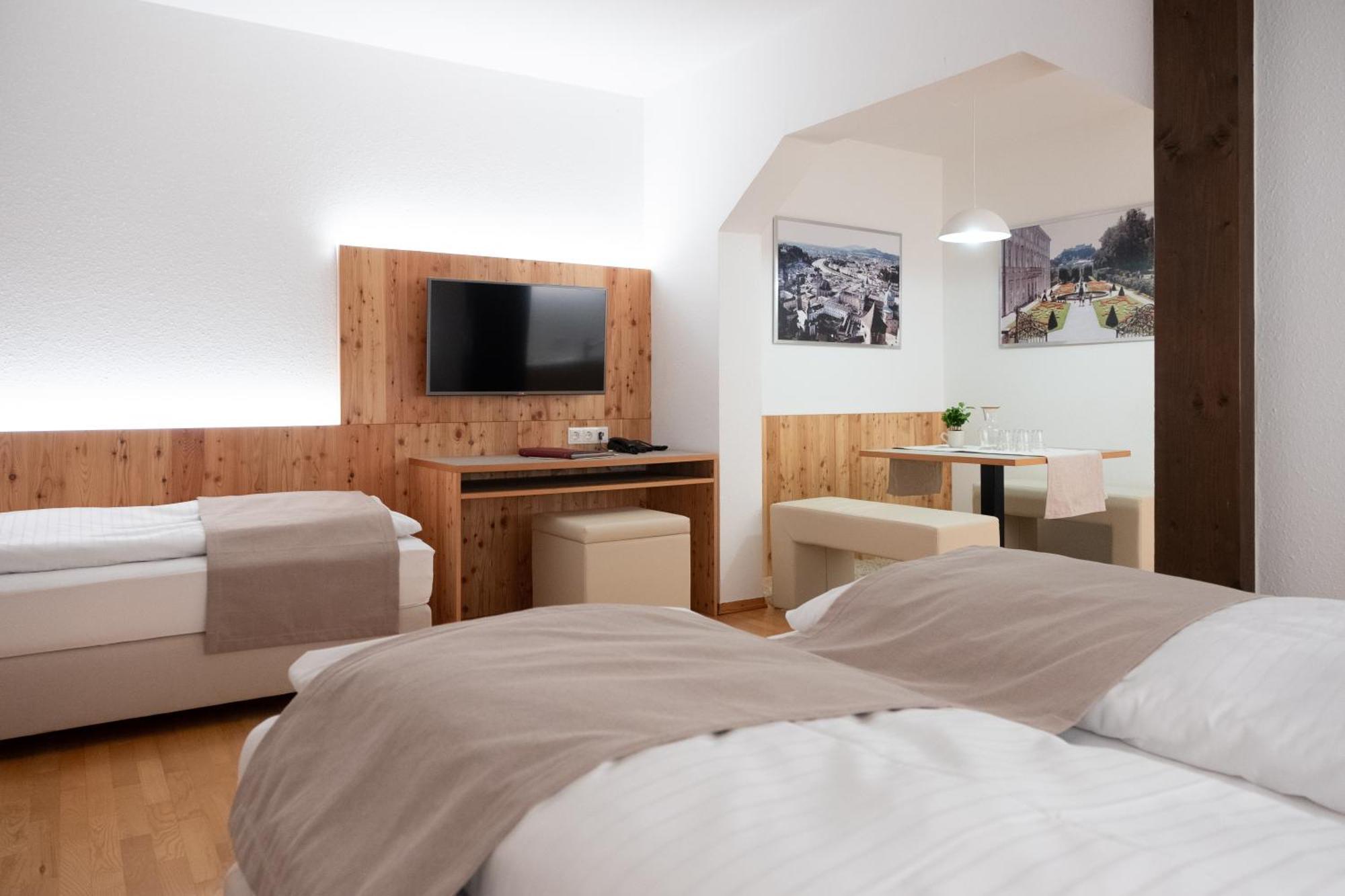 Santner, Hotel オイゲンドルフ エクステリア 写真